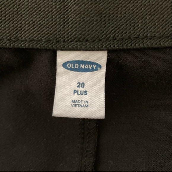 Old Navy Wide Leg Ankle Pants - Picture 5 of 6